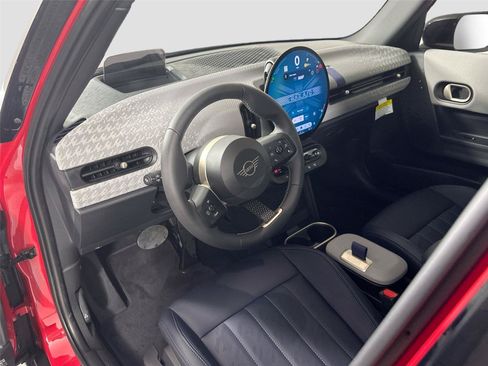 Used 2025 MINI Cooper S FWD image 7