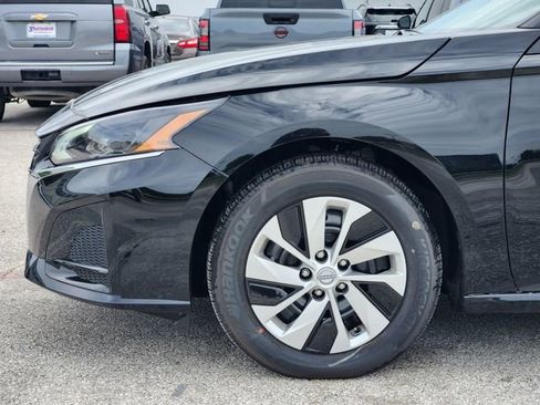 New 2025 Nissan Altima 2.5 S image 5