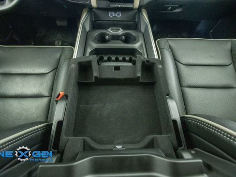 Used 2022 RAM 1500 Laramie AWD/4WD image 34