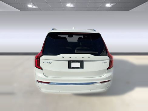 New 2026 Volvo XC90 T8 Ultra w/ Protection Package AWD/4WD image 10