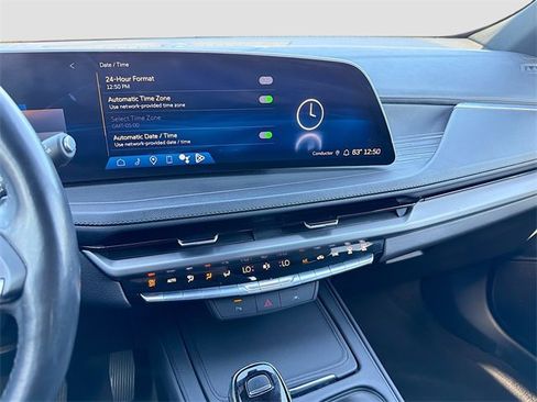 Used 2024 Cadillac XT4 Premium Luxury image 26