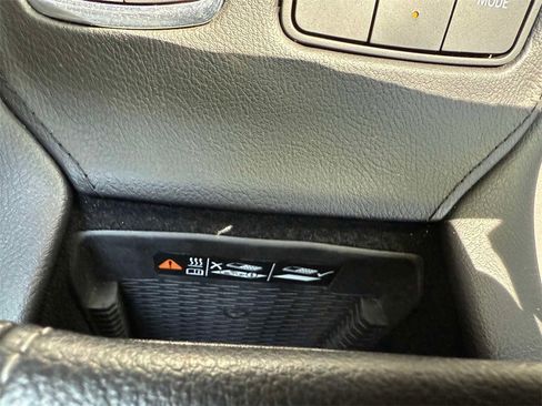 Certified 2022 Cadillac XT4 Premium Luxury w/ Technology Package image 23