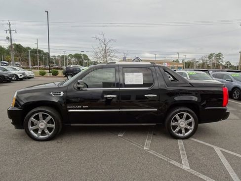 Used 2013 Cadillac Escalade EXT Premium image 7