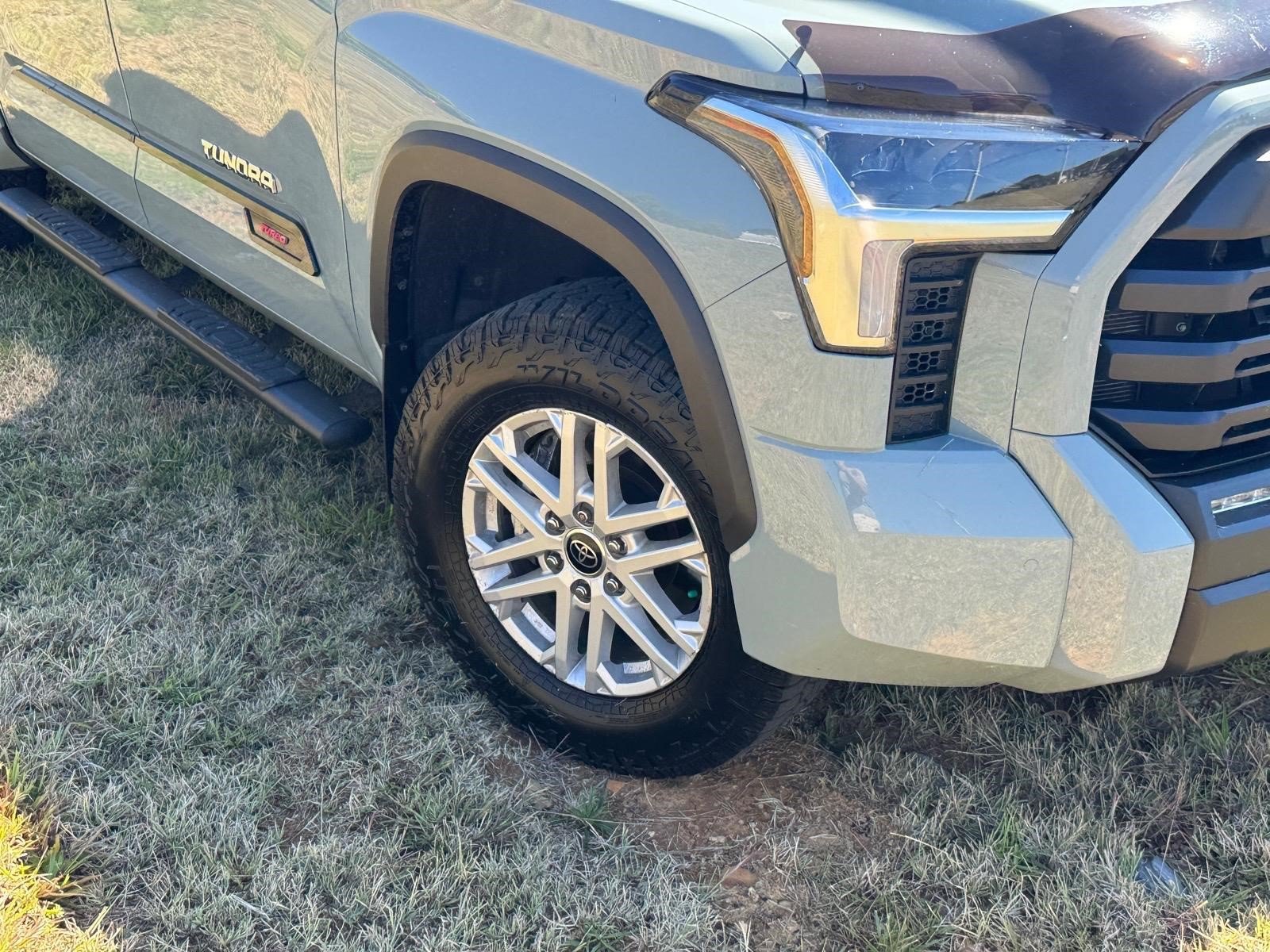 Used 2024 Toyota Tundra SR5 w/ SR5 Premium Package AWD/4WD image 11