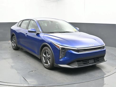 Used 2025 Kia K4 FWD image 6