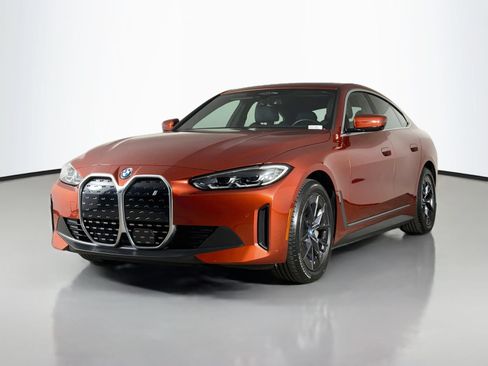 Certified 2024 BMW i4 eDrive35 w/ Premium Package RWD image 3