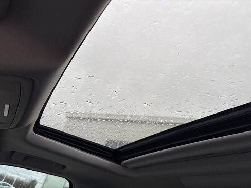 Used 2018 Chevrolet Tahoe LT image 25