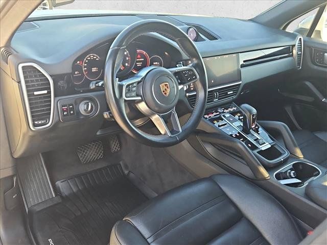 Used 2021 Porsche Cayenne AWD/4WD image 10