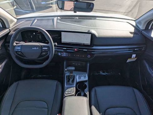 New 2026 Kia Sportage SX FWD image 16