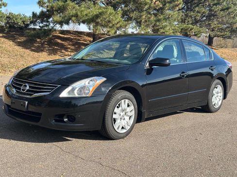Used 2010 Nissan Altima 2.5 S image 4