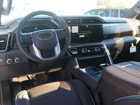 New 2026 GMC Sierra 2500 Denali image 17