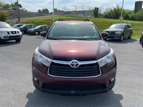 Used 2015 Toyota Highlander XLE image 3