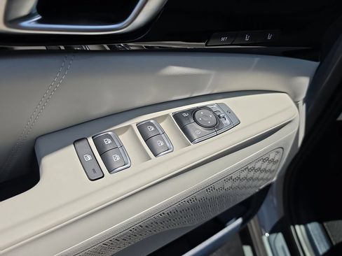 New 2027 Kia Carnival SX Prestige FWD image 22