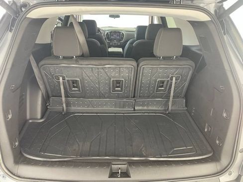 Used 2021 Chevrolet Traverse LT w/ LPO, Floor Liner Package AWD/4WD image 48