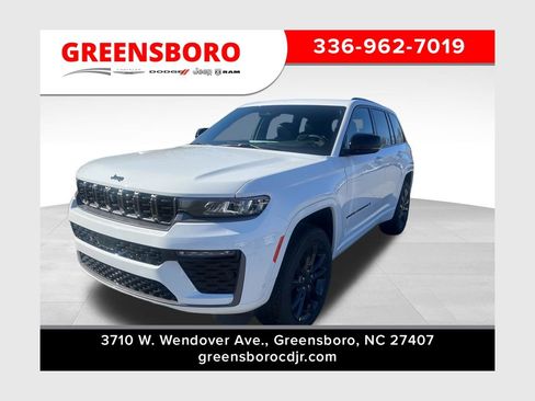 New 2026 Jeep Grand Cherokee Limited AWD/4WD image 1