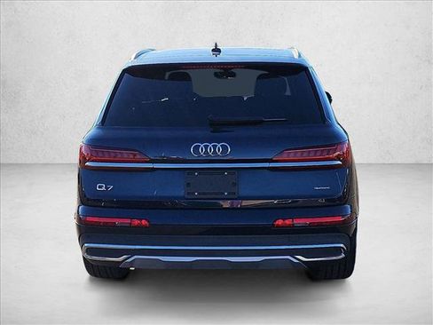 Used 2023 Audi Q7 2.0T Premium w/ Convenience Package image 7