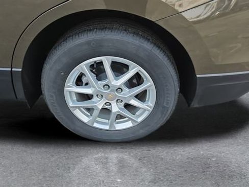 Used 2024 Chevrolet Equinox LT image 20