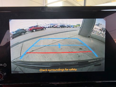 Used 2024 Toyota Corolla LE FWD image 28