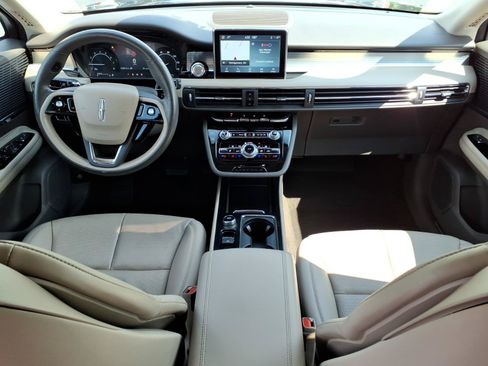 Certified 2022 Lincoln Corsair AWD w/ Premium Package image 24