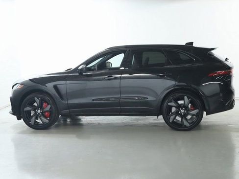 Used 2026 Jaguar F-PACE SVR image 38