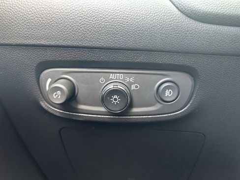 Used 2023 Buick Encore GX Select w/ Experience Buick Package FWD image 19