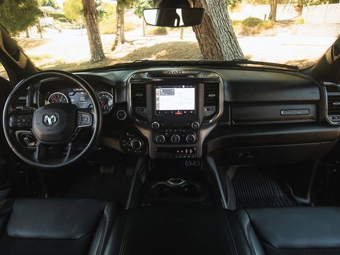 Used 2022 RAM 1500 Big Horn w/ Built-to-serve Edition image 24