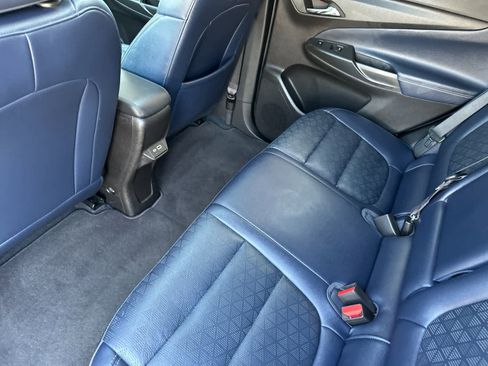 Used 2022 Chevrolet Bolt EUV Premier w/ Sun & Sound Package image 11