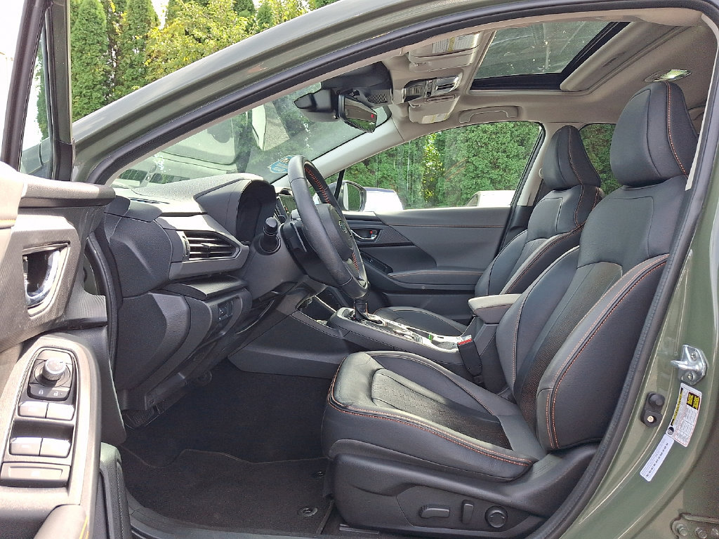 Used 2024 Subaru Crosstrek 2.5i Limited AWD/4WD image 14