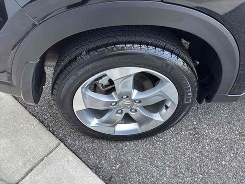 Used 2022 Honda HR-V LX image 13