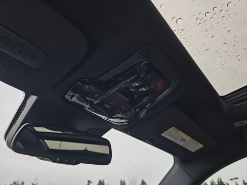 Used 2019 Alfa Romeo Stelvio Quadrifoglio image 33