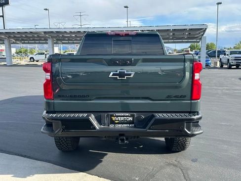 Certified 2026 Chevrolet Silverado 1500 ZR2 w/ Dark Appearance Package AWD/4WD image 24