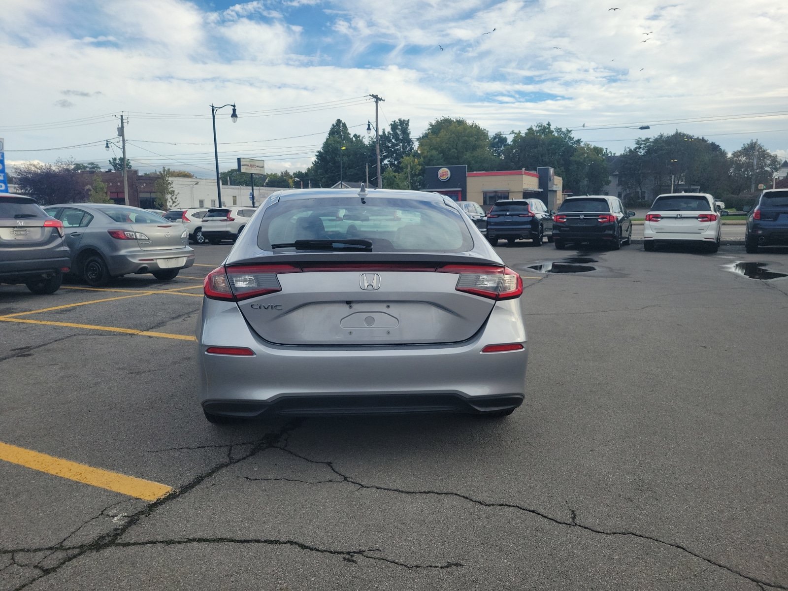 Used 2024 Honda Civic EX-L image 4