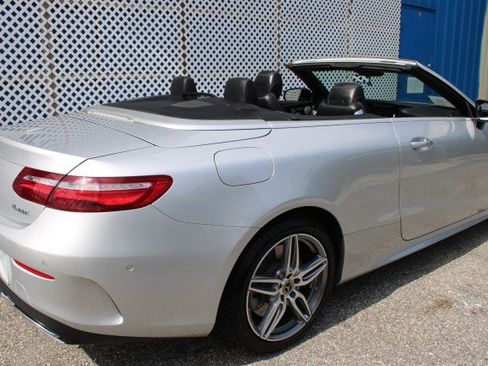 Used 2018 Mercedes-Benz E 400 4MATIC Cabriolet image 4