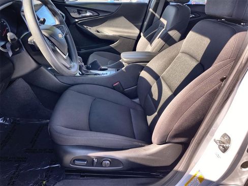 Used 2024 Chevrolet Malibu LT image 30