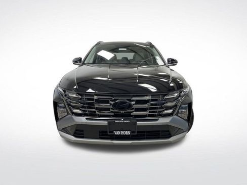 Used 2025 Hyundai Tucson Limited image 12