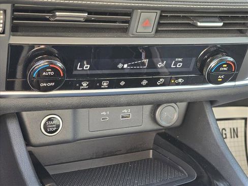 Used 2023 Nissan Rogue SV image 17