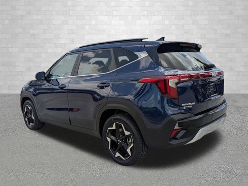 Used 2024 Kia Seltos EX image 5