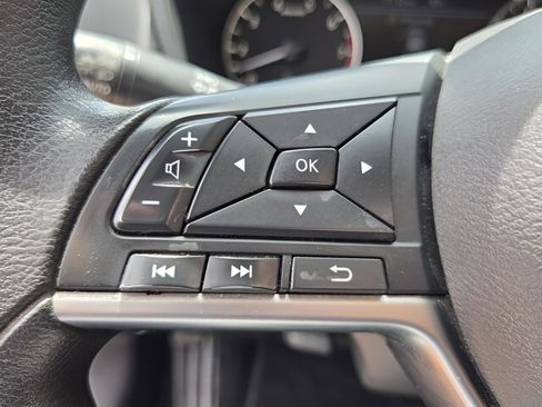 Used 2020 Nissan Altima 2.5 S FWD image 23