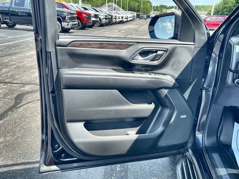 Certified 2022 Chevrolet Tahoe LT w/ Luxury Package AWD/4WD image 23