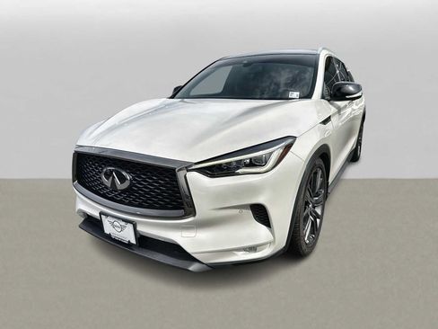 Used 2020 INFINITI QX50 Essential w/ Edition 30 Package AWD/4WD image 1