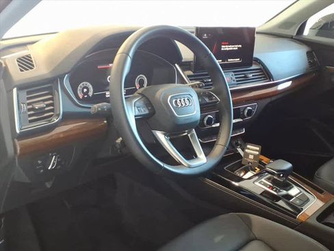 Certified 2023 Audi Q5 2.0T Premium Plus w/ Premium Plus Package image 9