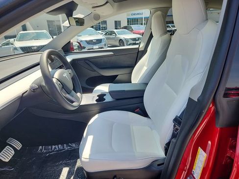 Used 2022 Tesla Model Y Performance AWD/4WD image 13