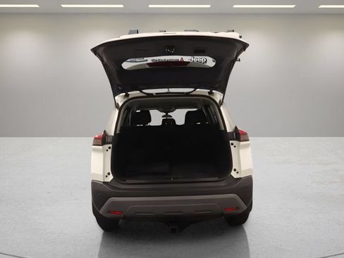 Used 2022 Nissan Rogue S FWD image 19
