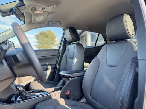 Used 2022 Buick Encore GX Select w/ Sport Touring Package image 17