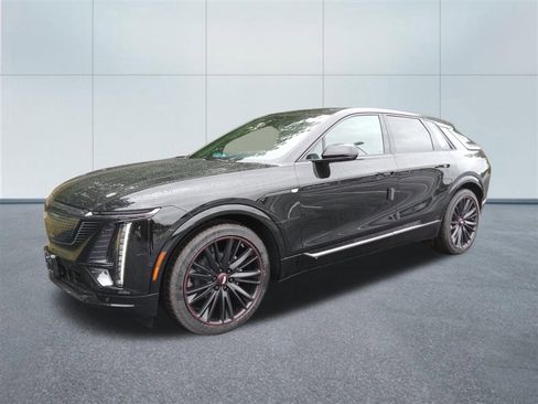 New 2025 Cadillac Lyriq Sport image 1