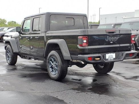 New 2026 Jeep Gladiator Mojave AWD/4WD image 4
