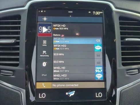 Used 2022 Volvo XC90 T5 Momentum w/ Protection Package Premier image 19