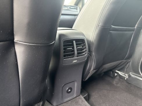 Used 2025 Ford Escape ST-Line AWD/4WD image 13