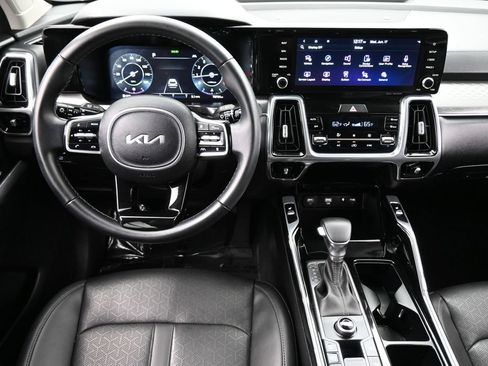 Used 2023 Kia Sorento SX FWD image 6