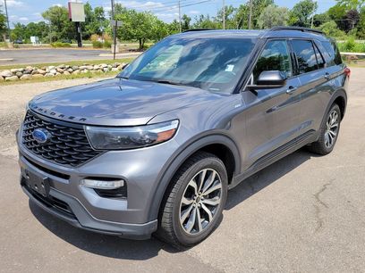 Used 2022 Ford Explorer ST-Line w/ Class IV Trailer Tow Package
